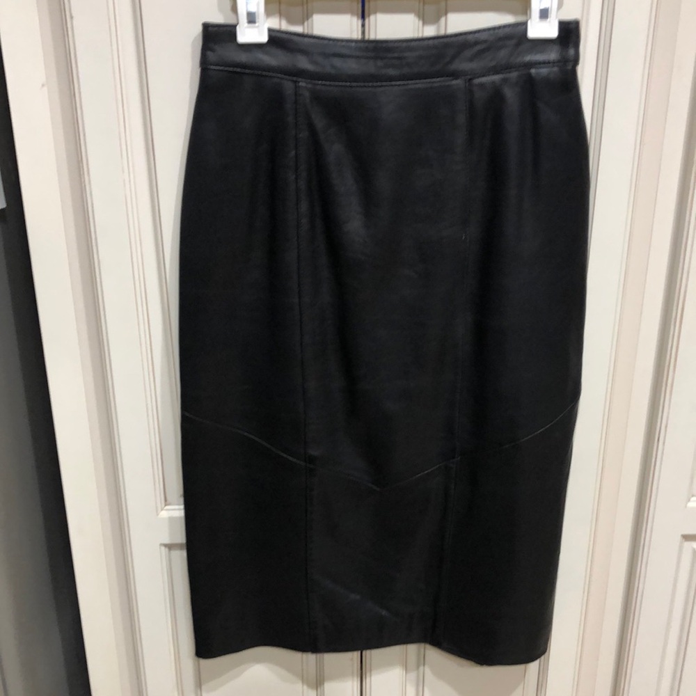 Elegant Black Leather Skirt